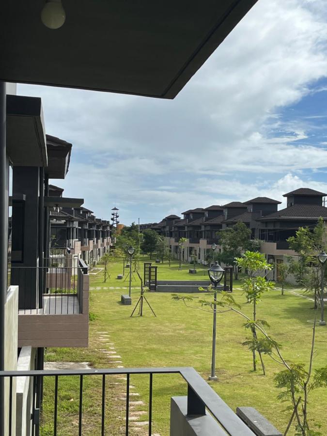 Seafront Residences Vacation Getaway Сан-Хуан Экстерьер фото